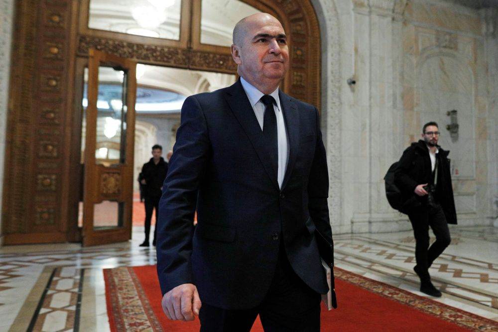 Moţiunea de cenzură împotriva Guvernului Bolojan a fost respinsă